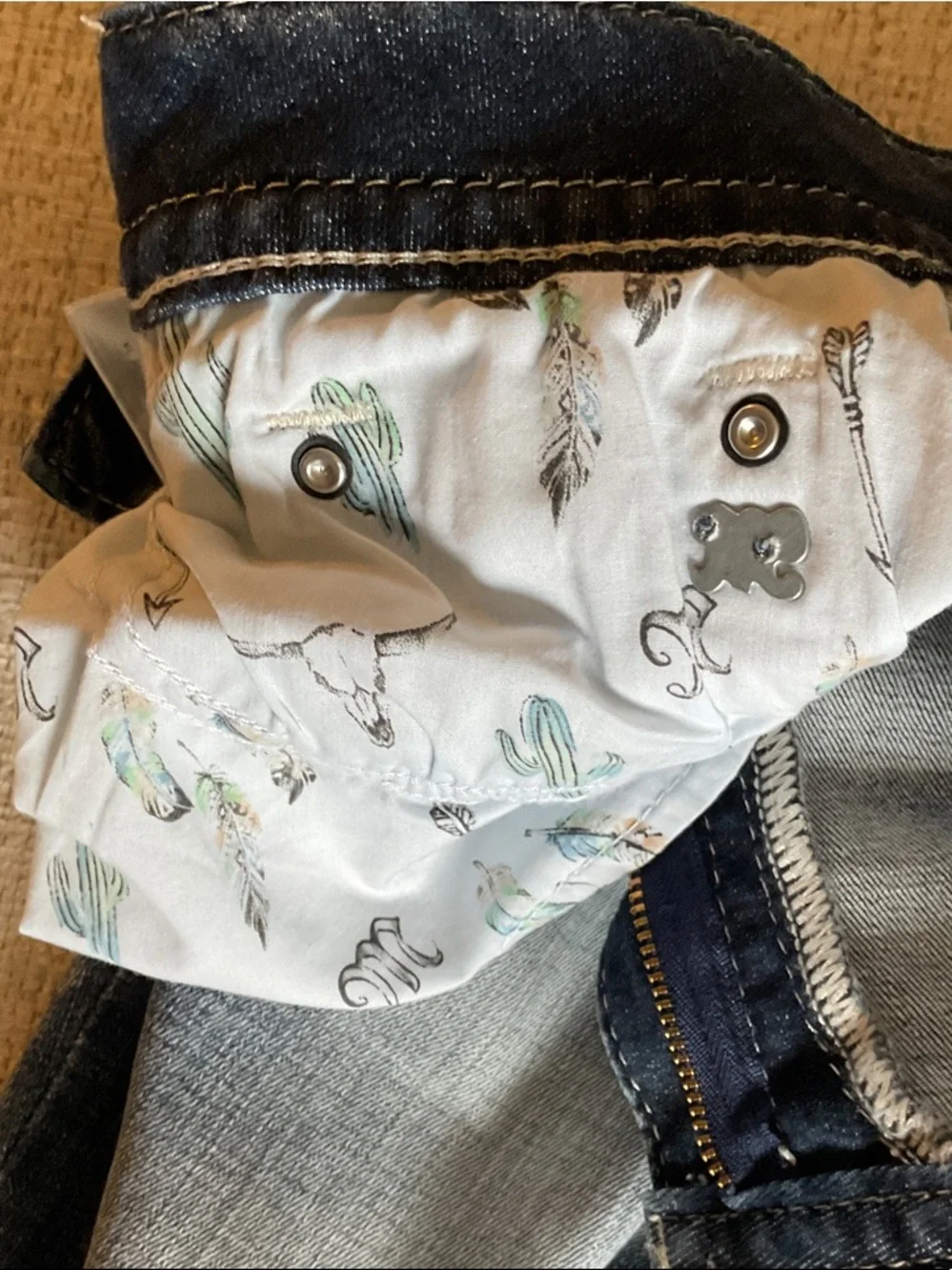 Miss Me Ankle Skinny Embellished USA Red White Blue Bling Jeans 32 Patriotic - Picture 7 of 13